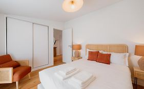 Lisbon Orange House - Stunning One-Bedroom Apartment 2E